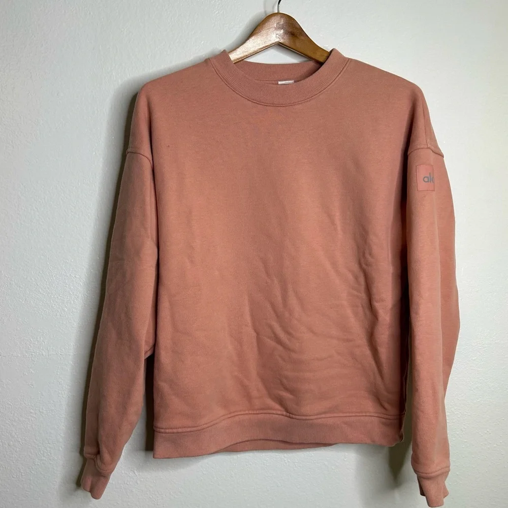 ALO Yoga Rose Pink Crewneck Sweatshirt